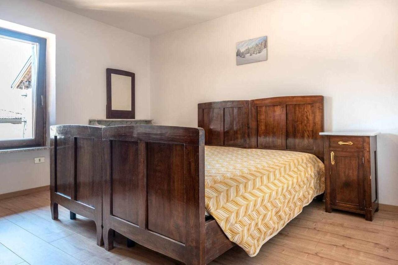 Dimora Al Portico Cloz Ospitar Apartment Екстериор снимка